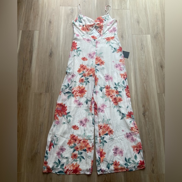 Lulu’s Bountiful Beauty White Floral Print Cutout Wide-Leg Jumpsuit, size XL - Picture 2 of 5